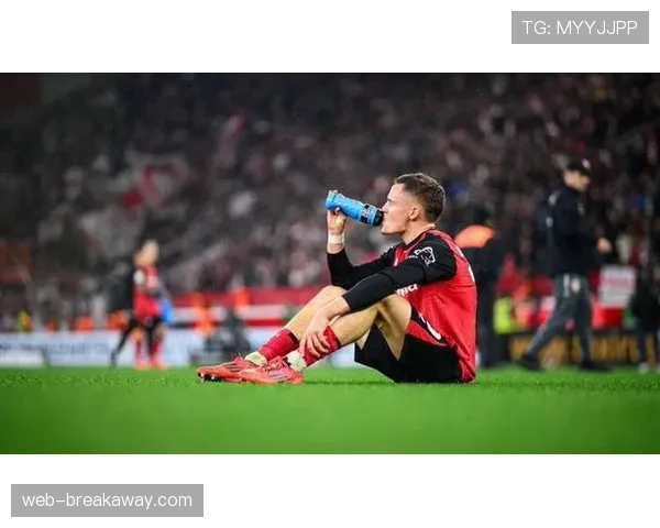 利物浦维尔茨背部不适赛前热身退赛