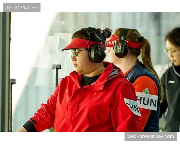 现场：阿根廷站女子速降决赛，领先位置三度易主，竞争白热化